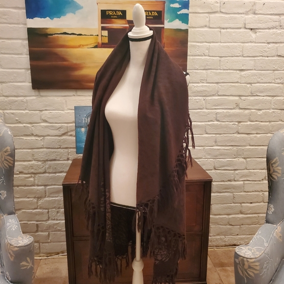 Reversible one size fits all from Neiman Marcus - Picture 4 of 6